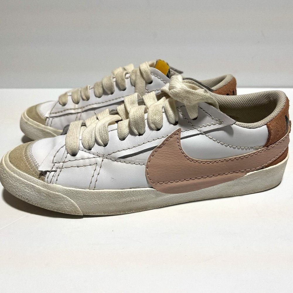 NIKE BLAZER Low 77 Womens Size 9 Jumbo Swish White Pink Oxford DQ1470-102